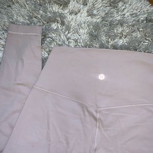 Lululemon leggings align size 6